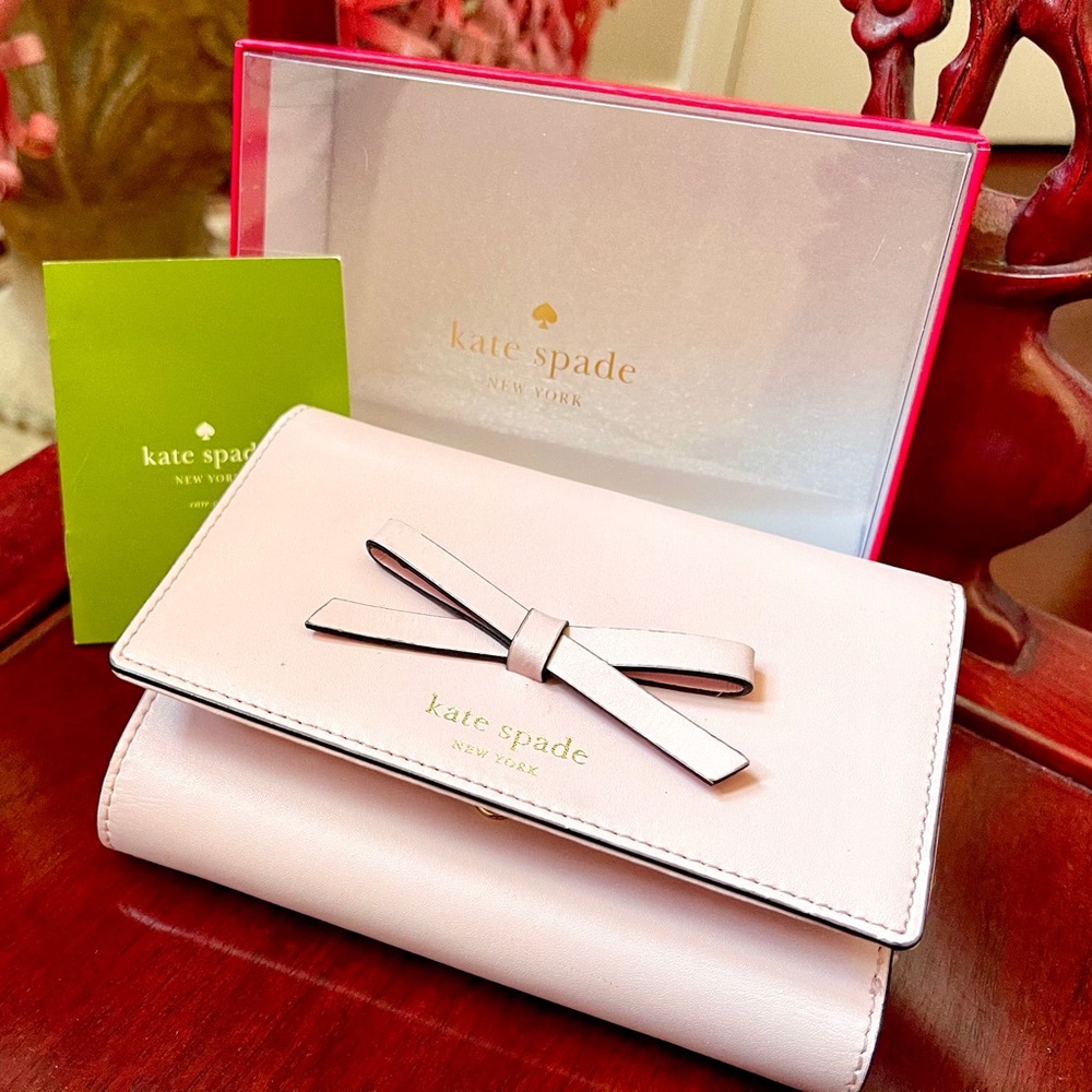 NWT - Kate Spade  Callie Wallet WLRU2329